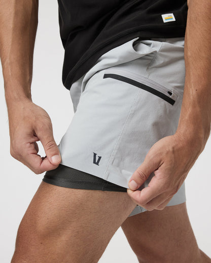 Grafton Short Lined Classic Fit 7" Sky Grey - Vuori