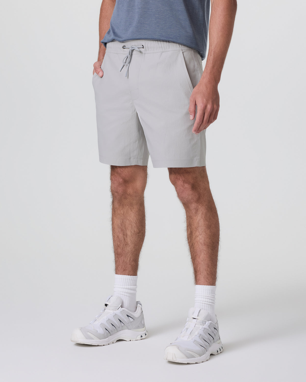 Cascade Crinkle Elastic Waist Short Classic Fit 8" Fog - Vuori