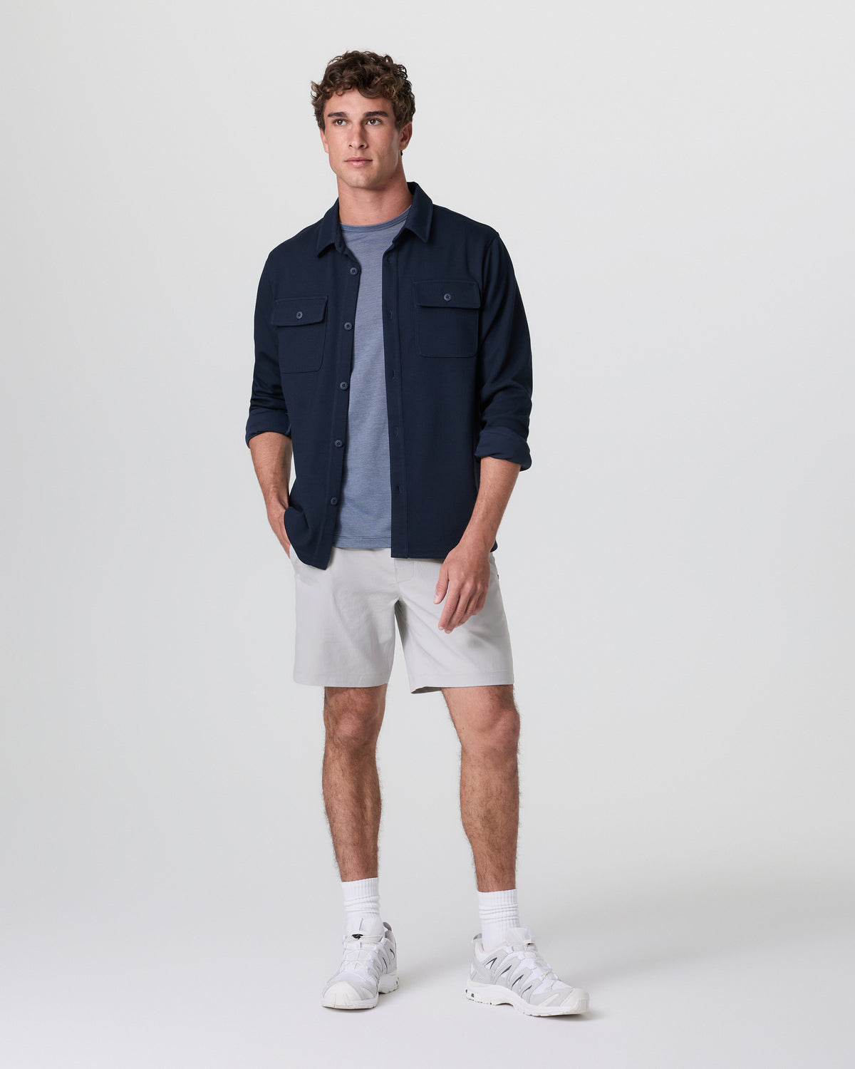 Cascade Crinkle Elastic Waist Short Classic Fit 8" Fog - Vuori