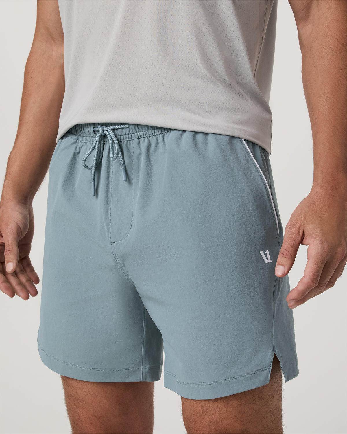 Crosscourt Short Unlined 7" Men's Mist Tennis Shorts - Vuori