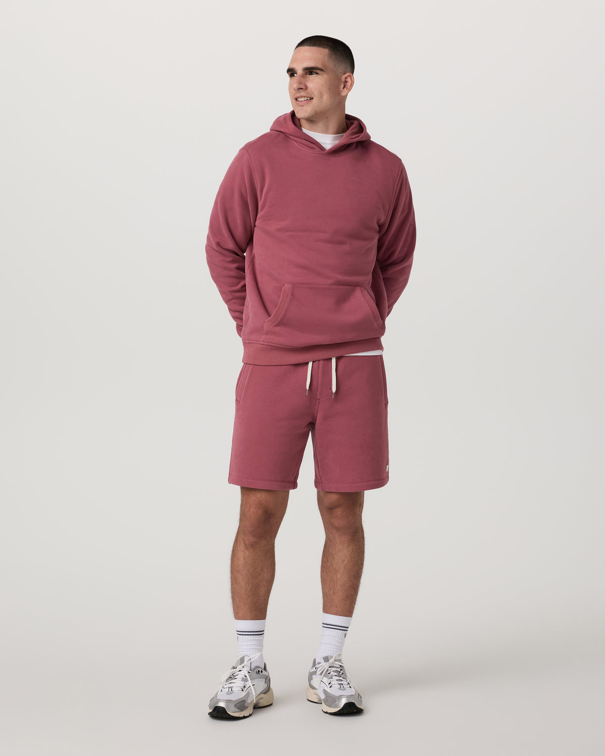 Seaside Short 8" Relaxed Men's Berry Lounge Shorts - Vuori