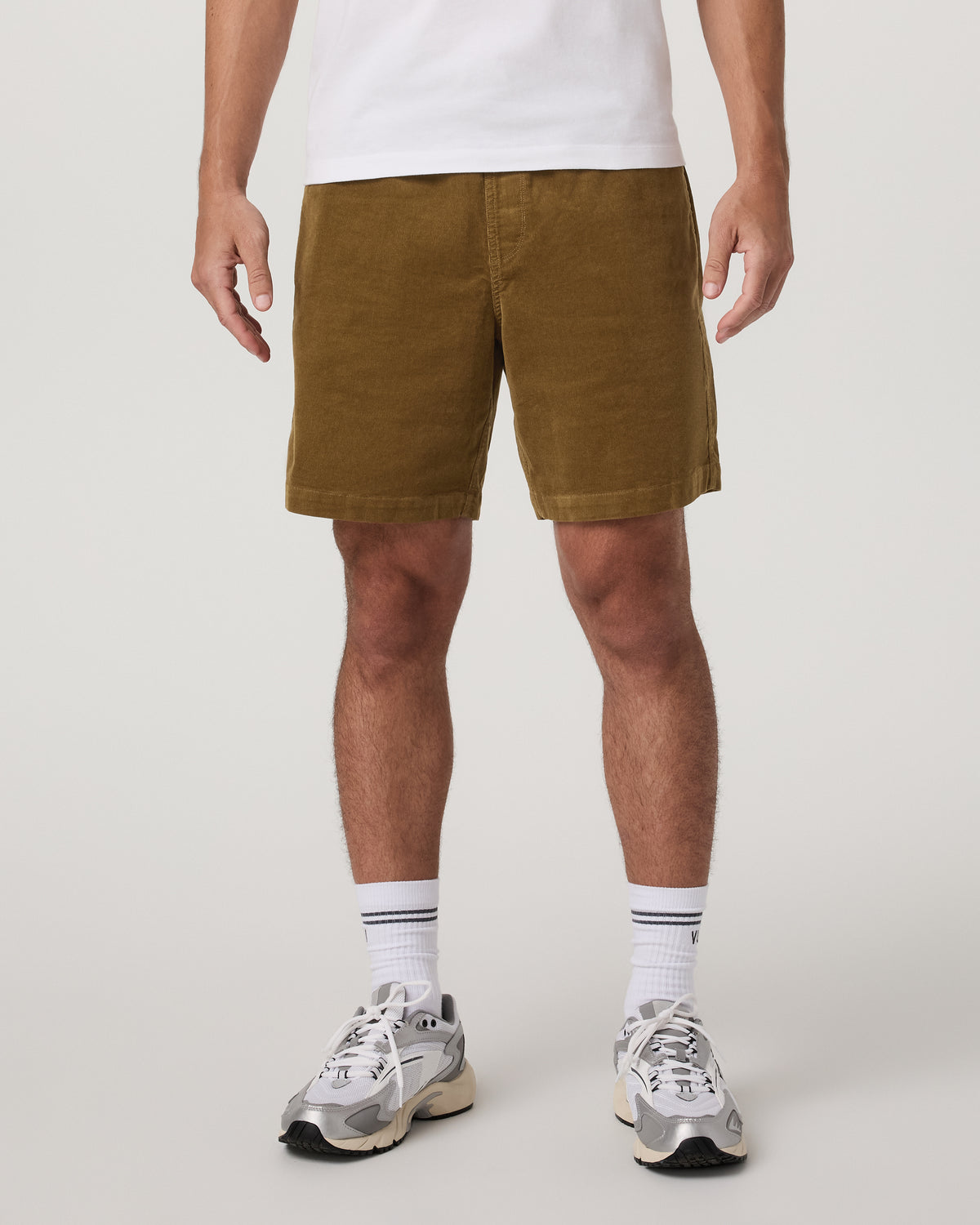 Optimist Elastic Waist Short 8" Men's Rum Relaxed Shorts - Vuori