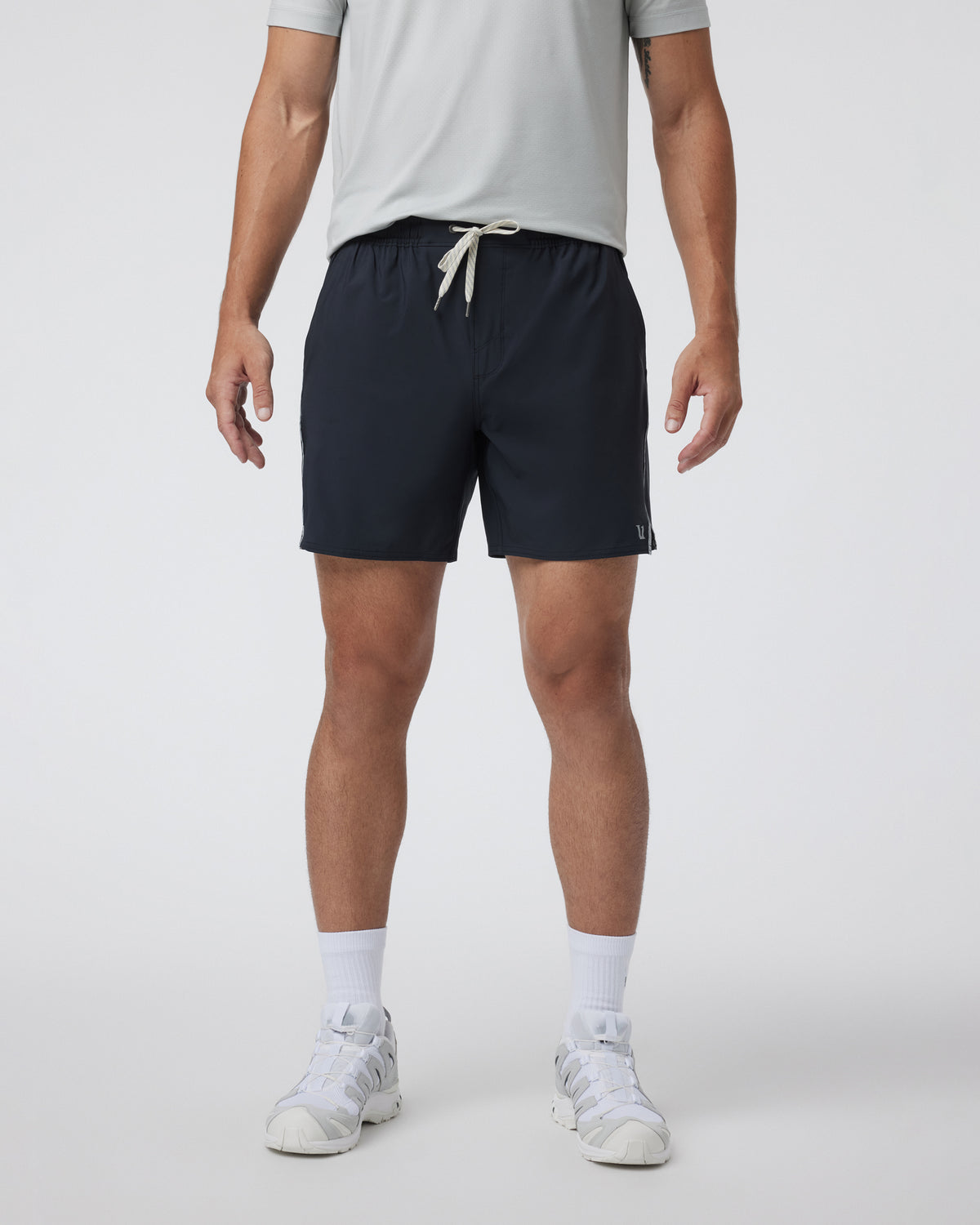 Trail Short 2.0 Black/Heather Grey Running Shorts - Vuori