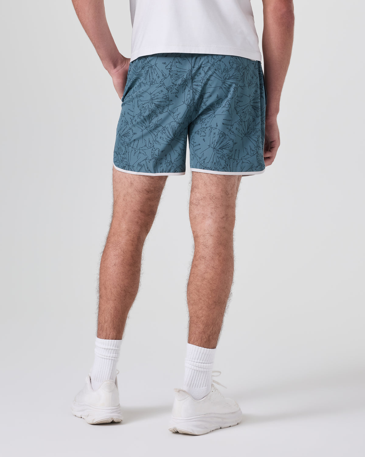 Banks Short 5" Deep Sea Lily Active Shorts - Vuori