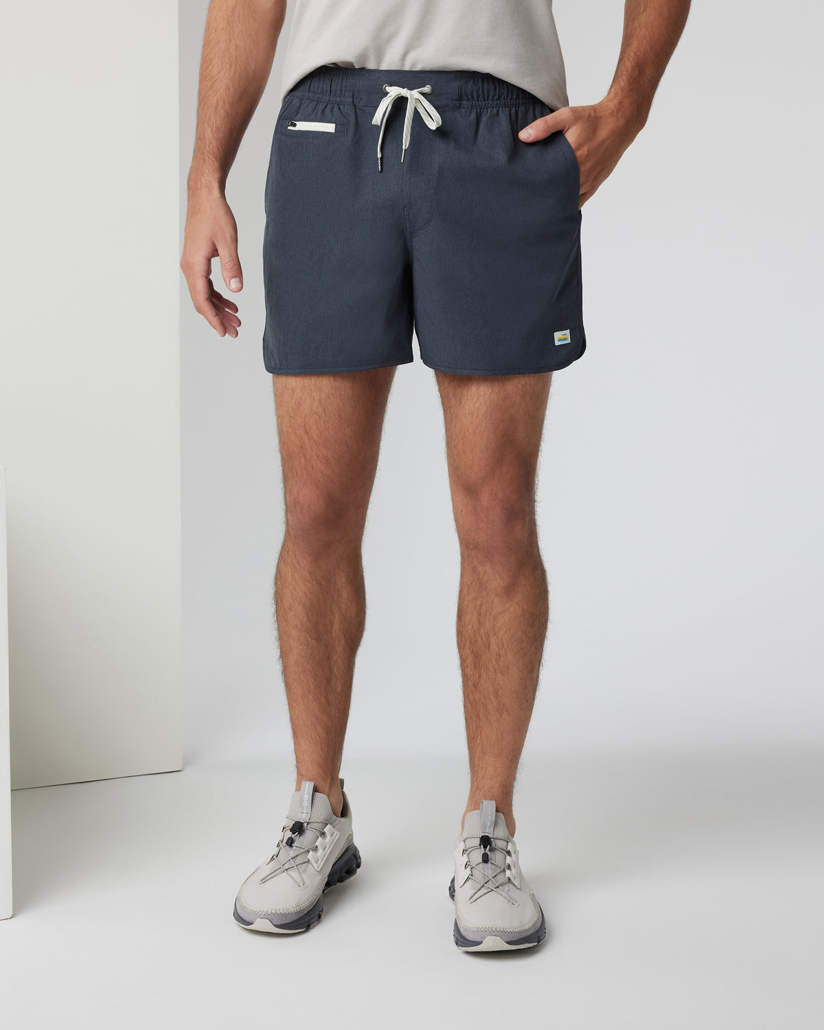 Banks Short 5" Navy Linen Texture Athletic Shorts - Vuori