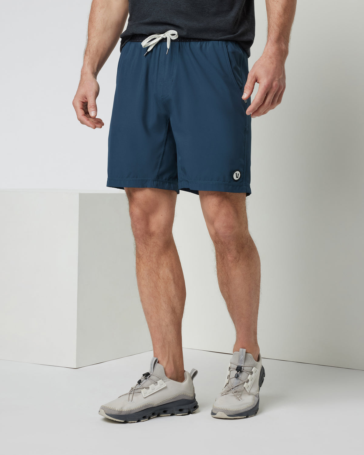 Kore Short Unlined 7" Indigo - Vuori