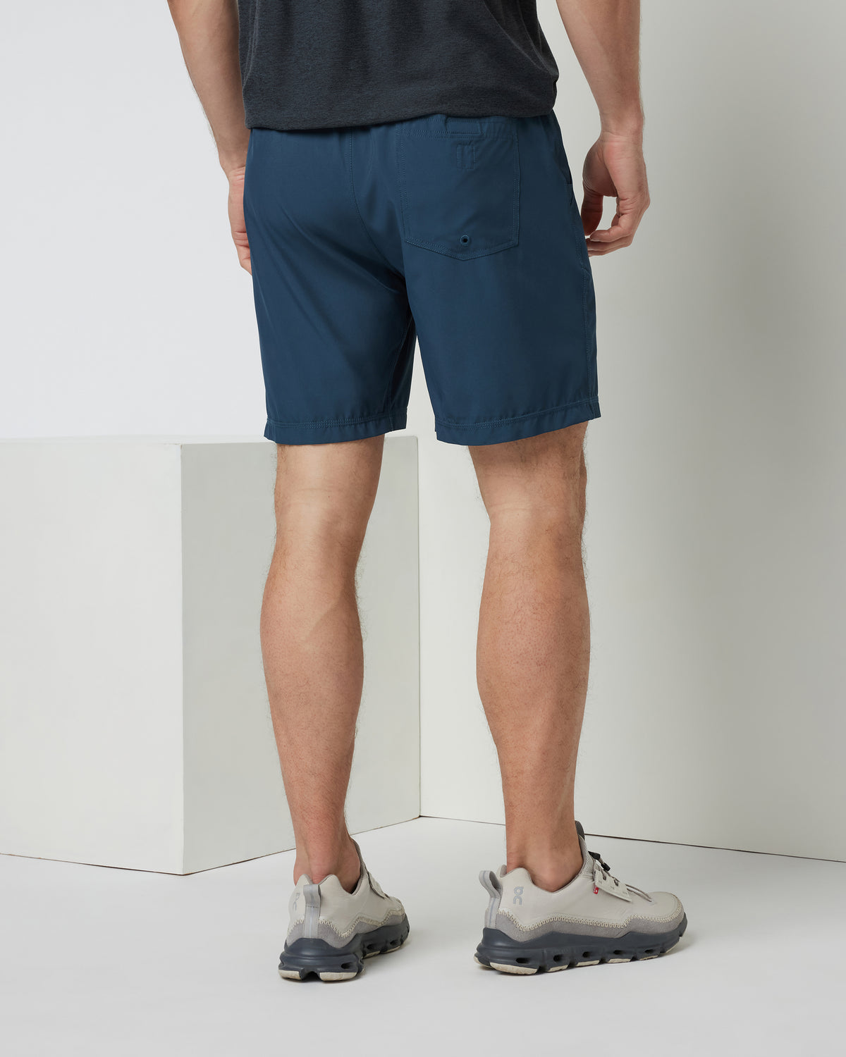 Kore Short Unlined 7" Indigo - Vuori