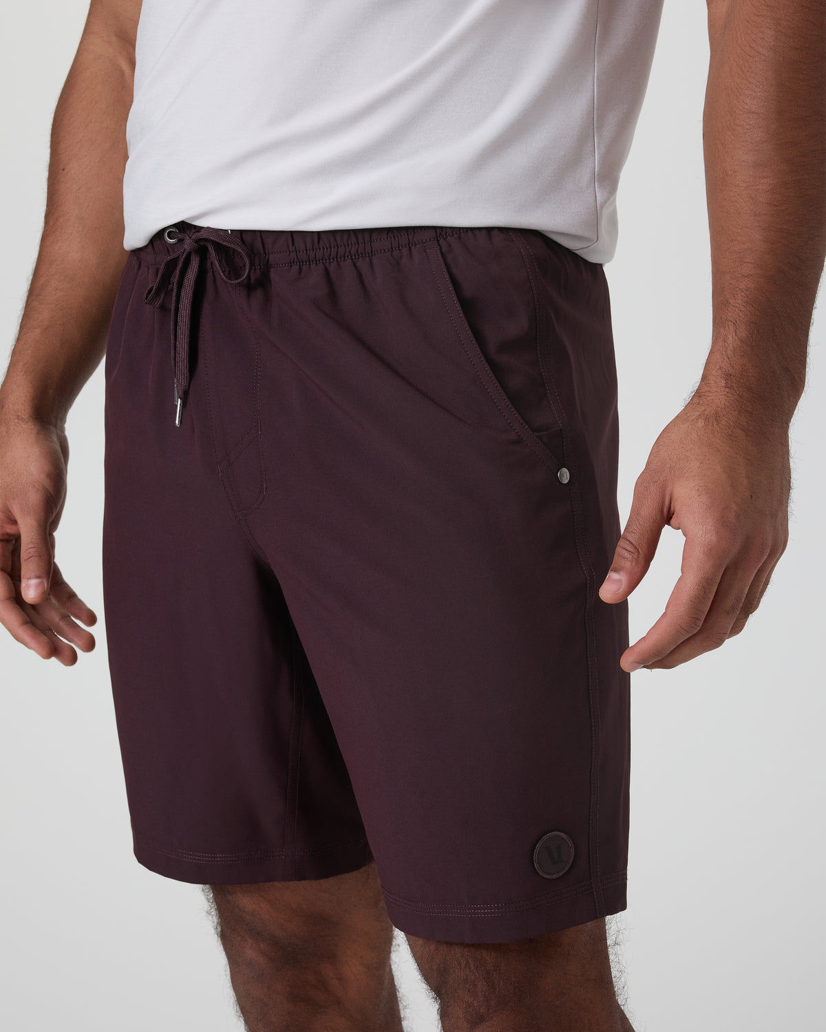 Kore Short Lined 9" Raisin Tonal Athletic Shorts - Vuori
