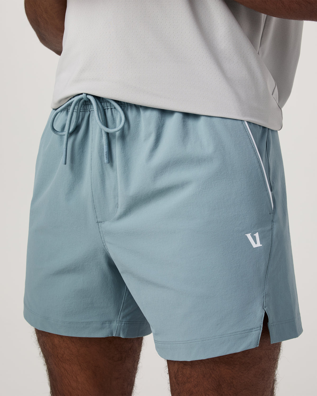 Crosscourt Short Unlined 5" Men's Mist Tennis Shorts - Vuori