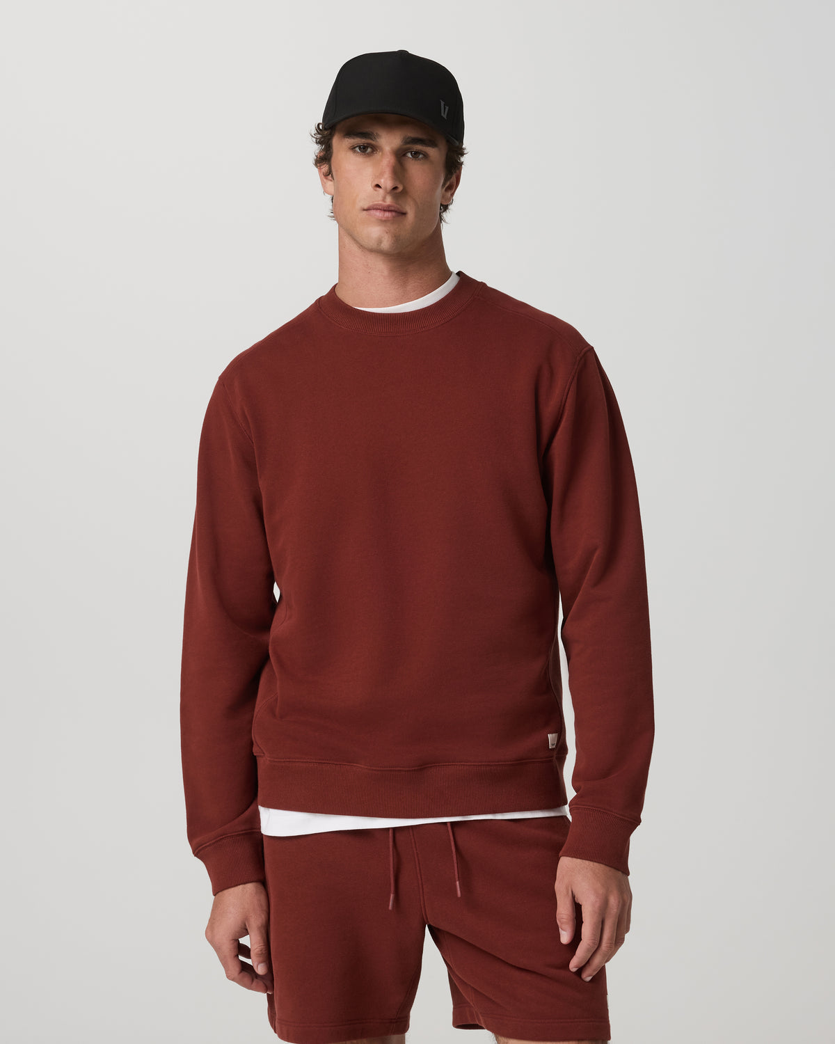 Cypress Vintage Crew Men's Firebrick Fleece Pullover - Vuori