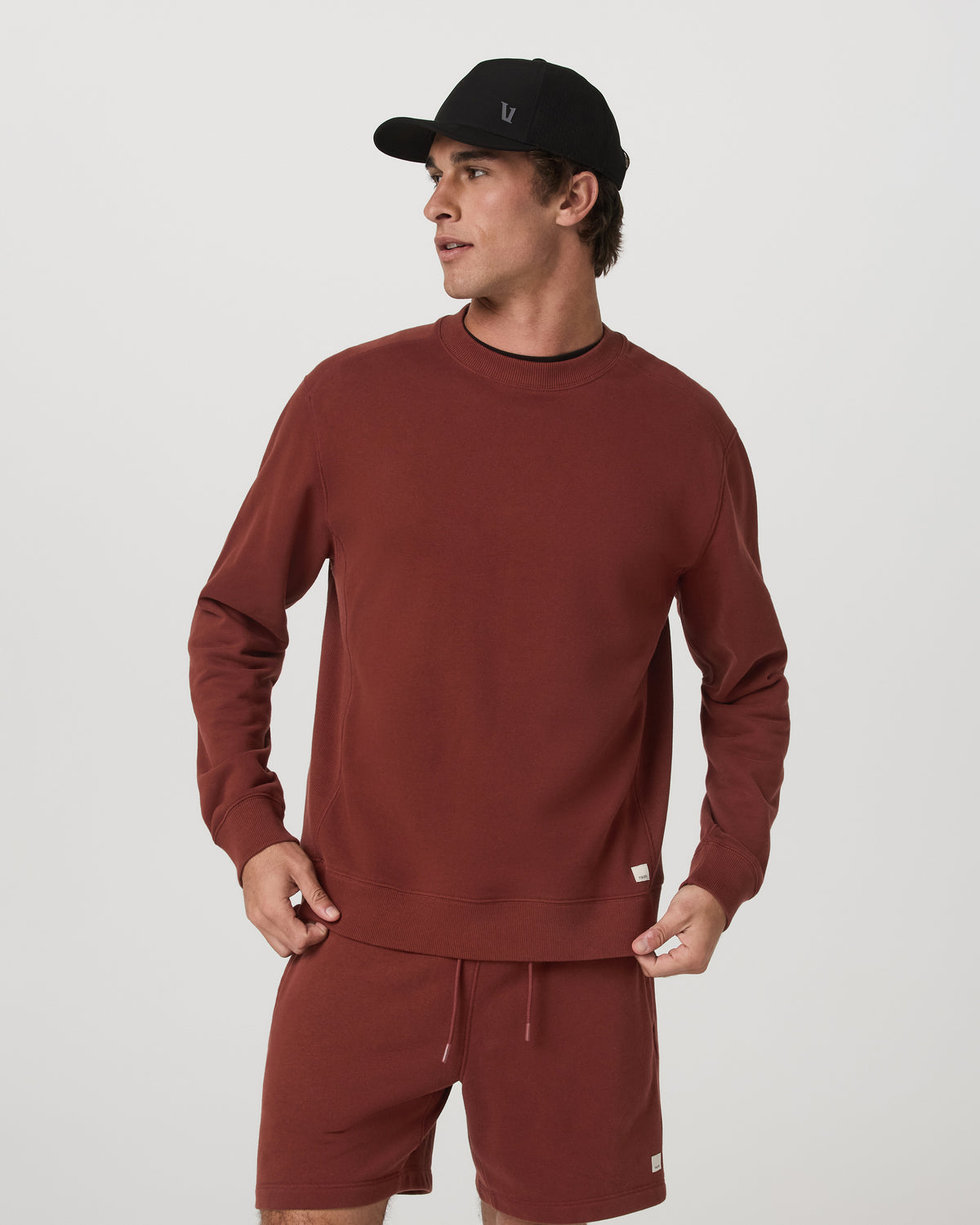 Cypress Vintage Crew Men's Firebrick Fleece Pullover - Vuori