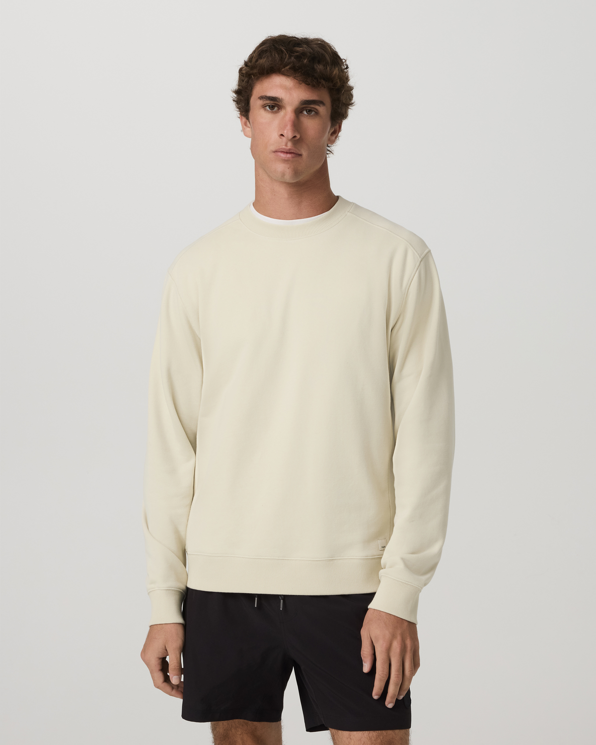 Cypress Vintage Crew Men's Sandalwood Fleece Pullover - Vuori