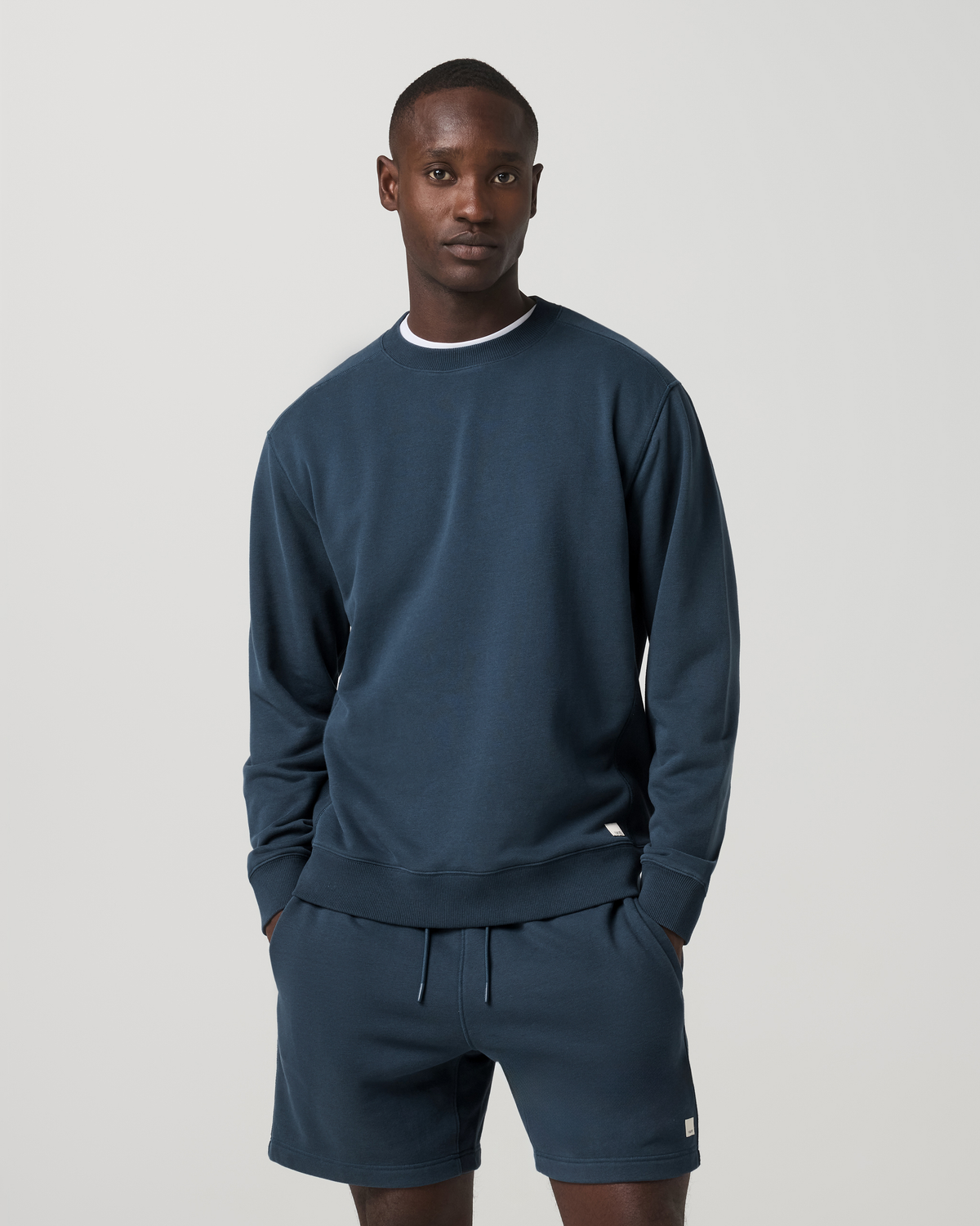 Cypress Vintage Crew Men's Ocean Blue Fleece Pullover - Vuori