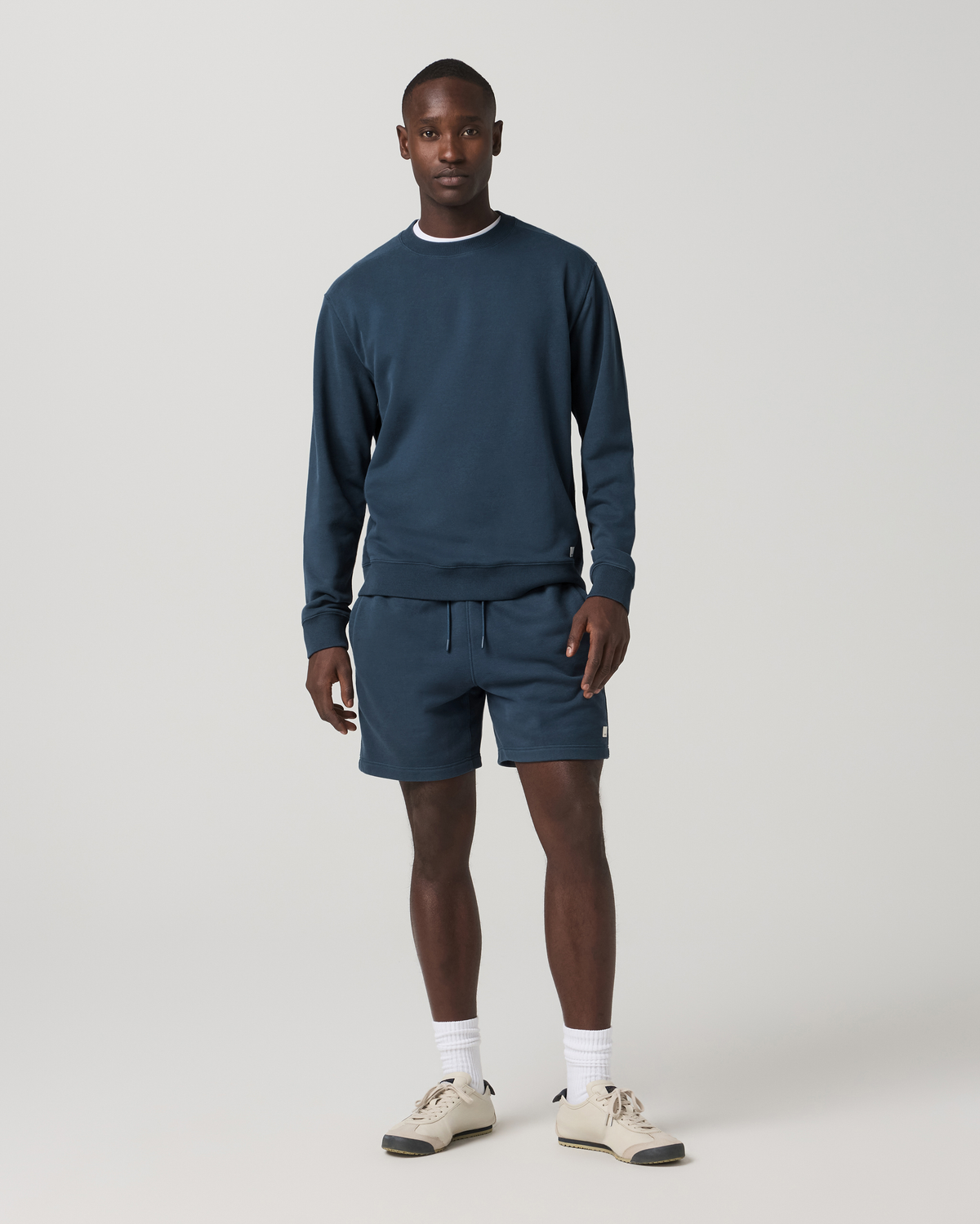 Cypress Vintage Crew Men's Ocean Blue Fleece Pullover - Vuori