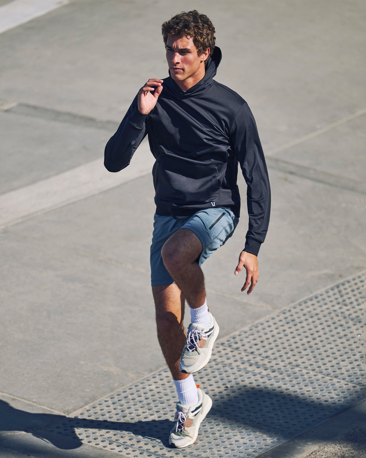 Sunday Hoodie 2.0 Men's Black Athletic Fit Hoodie - Vuori