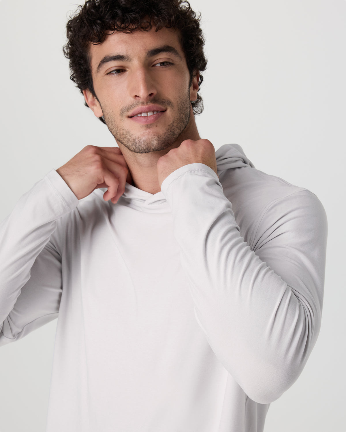 Strato Tech Hoodie Men's Frost Grey Workout Hoodie - Vuori