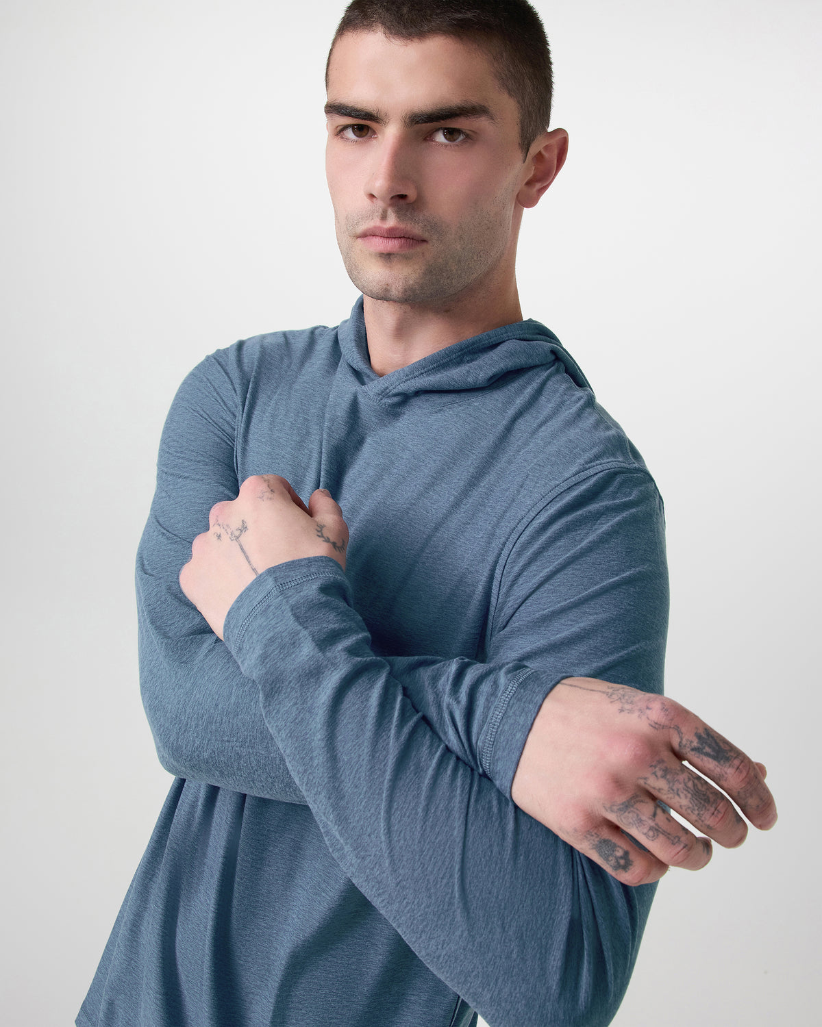 Strato Tech Hoodie Men's Pool Blue Workout Hoodie - Vuori
