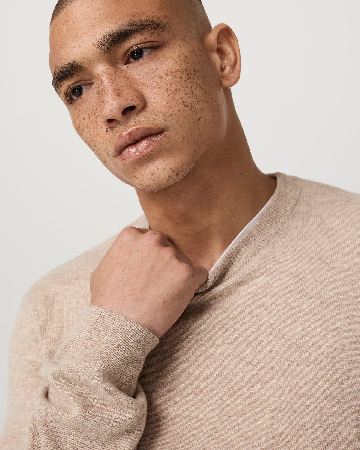 Berik Cashmere Sweater Men's Oatmeal Heather Sweater - Vuori