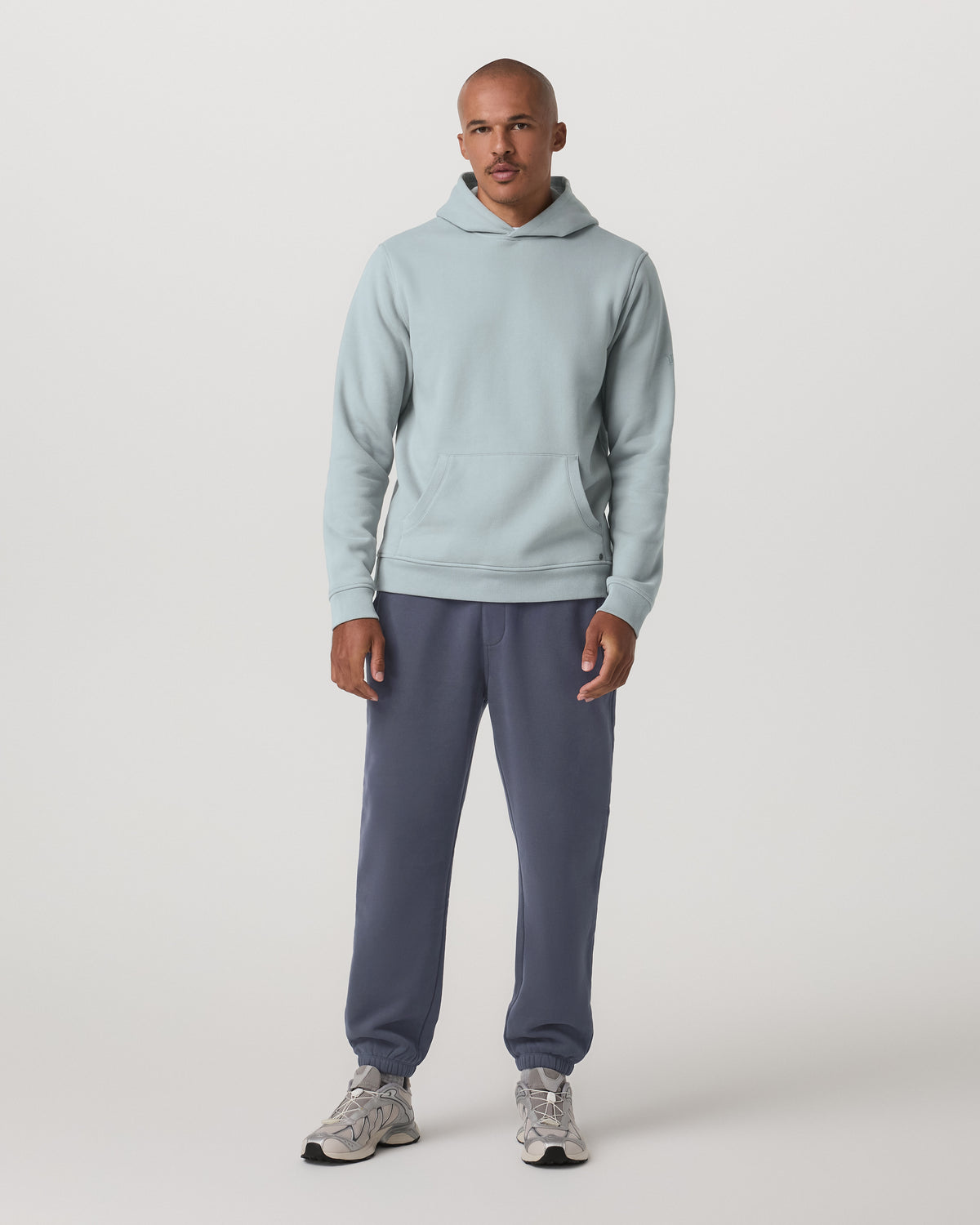 Seaside Pullover Hoodie Men's Blue Haze Pullover Hoodie - Vuori