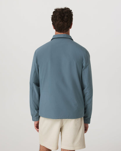 V1 Coach Jacket Men's Blue Sea Jacket - Vuori