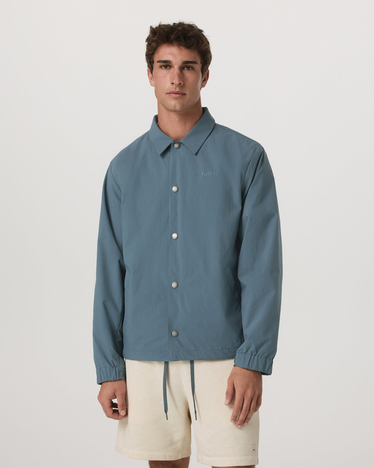 V1 Coach Jacket Men's Blue Sea Jacket - Vuori
