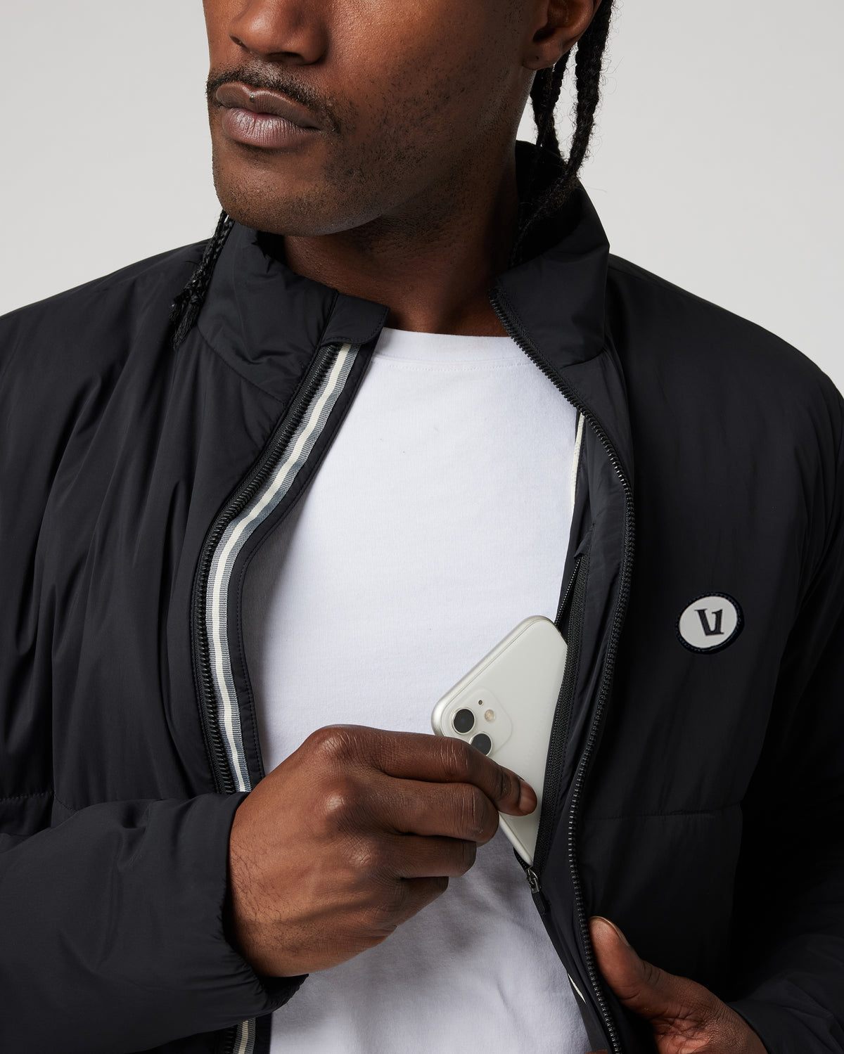 Echo Insulated Jacket 2.0 Black Lightweight Jacket - Vuori