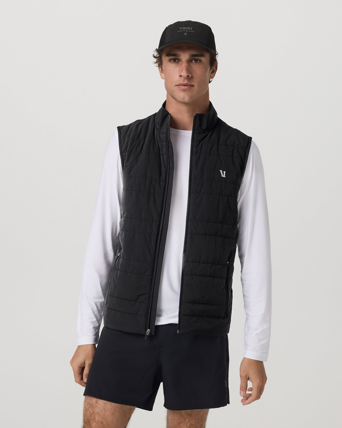 Sunday Insulated Hybrid Vest Men's Black Training Vest - Vuori