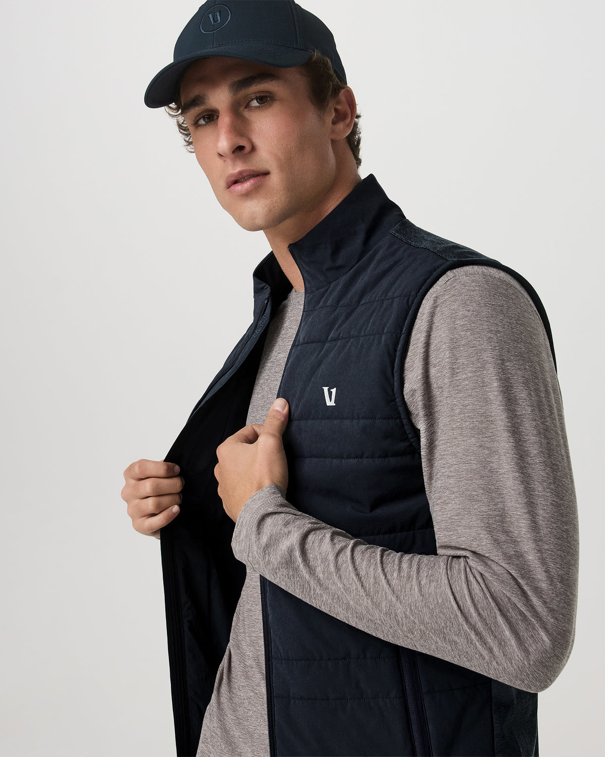 Sunday Insulated Hybrid Vest Ink Heather Training Vest - Vuori
