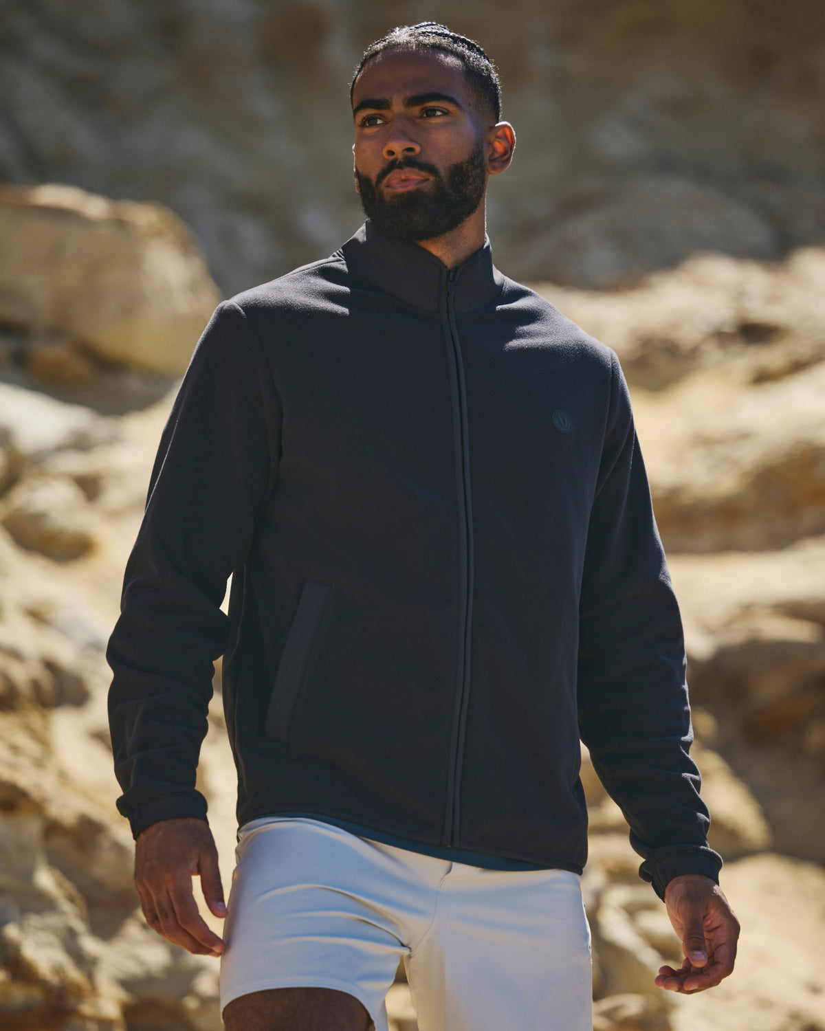 Aspen Full Zip Jacket Black Fleece Jacket - Vuori