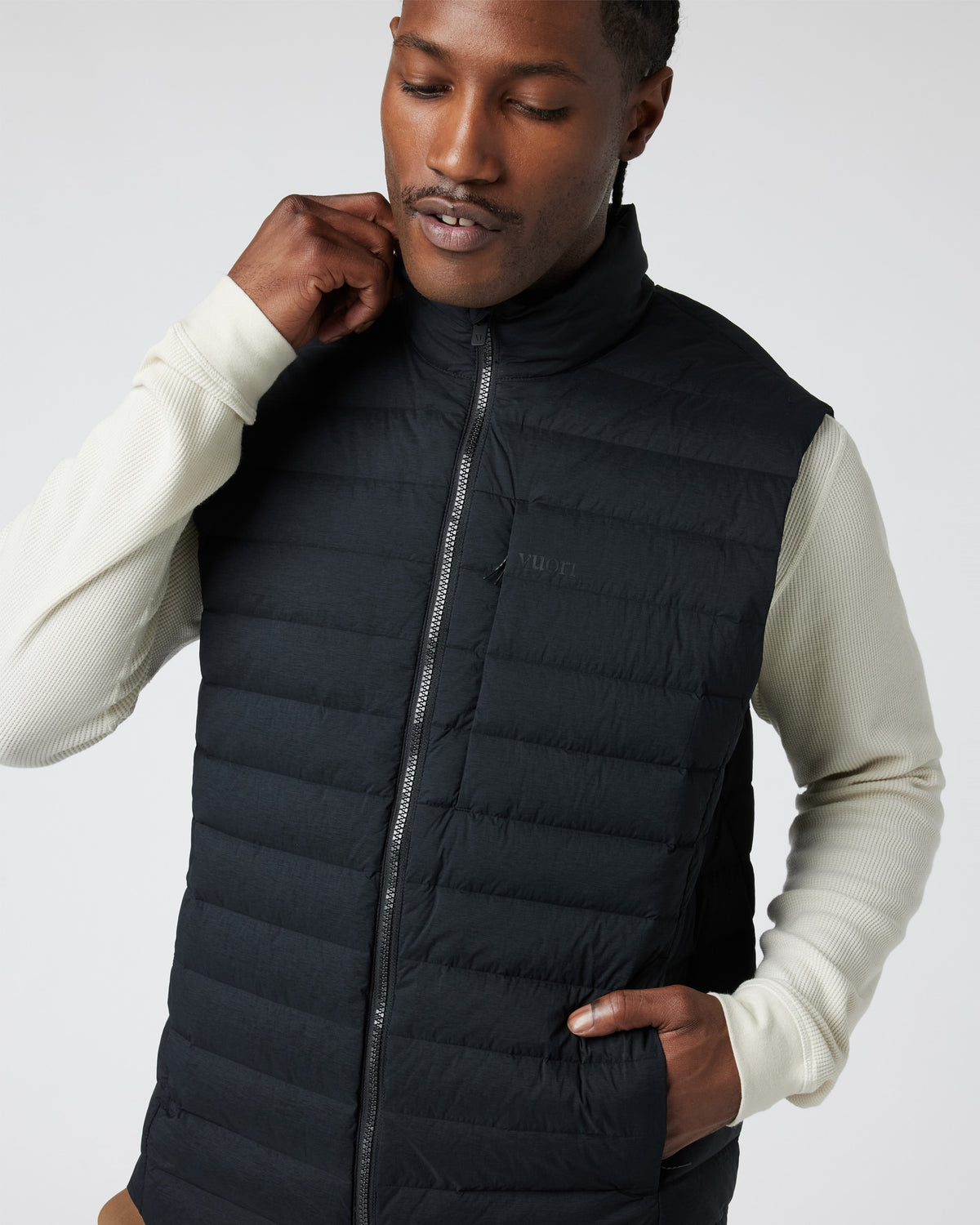 Steadfast Insulated Vest Men's Black Down Vest - Vuori