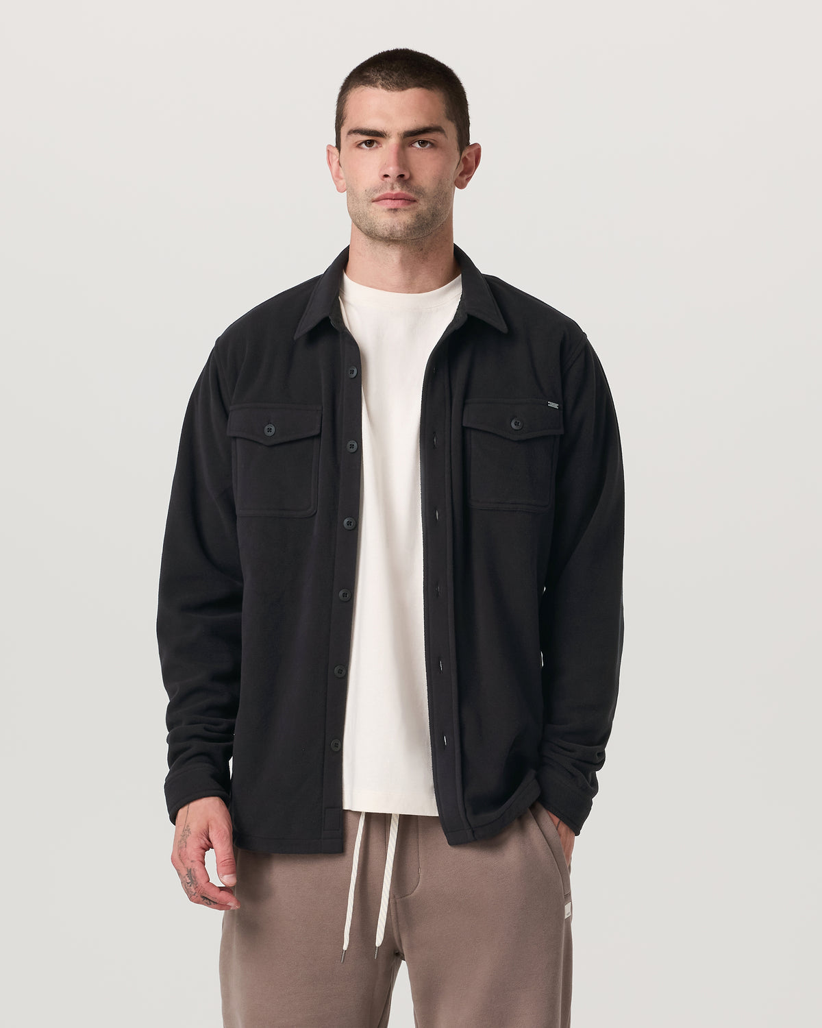 Aspen Shirt Jacket Black - Vuori