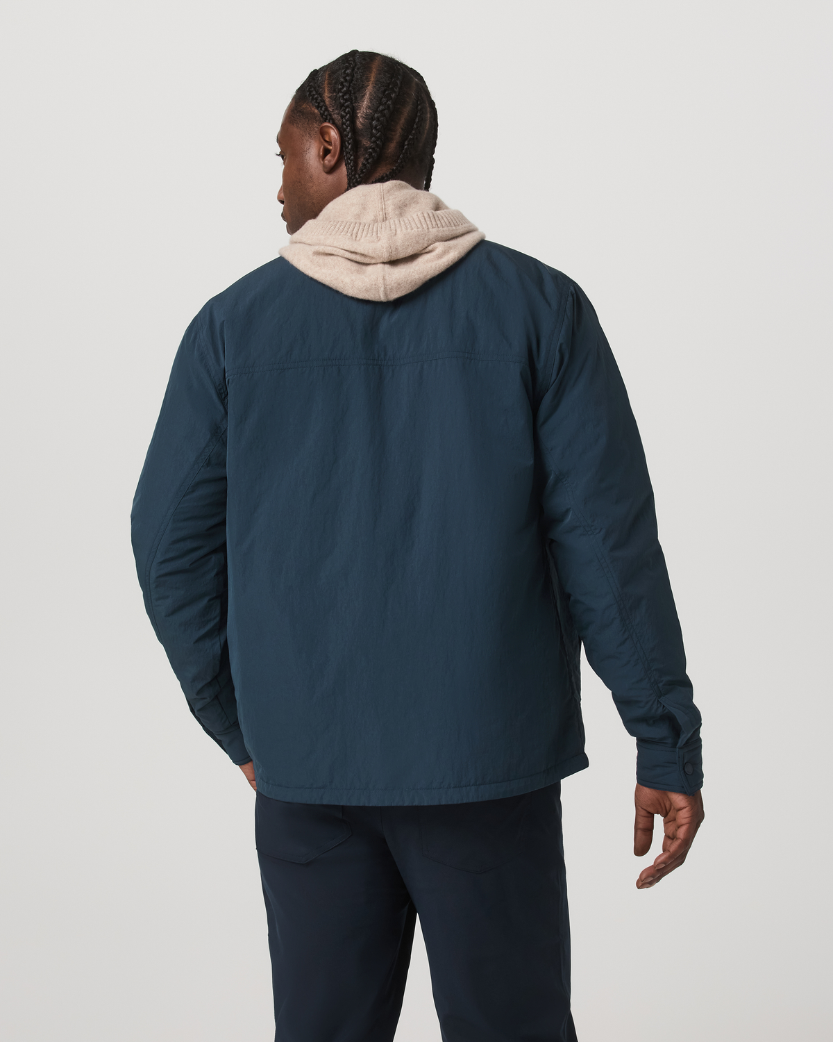 Nomad Insulated Shirt Jacket Men's Ink Jacket - Vuori