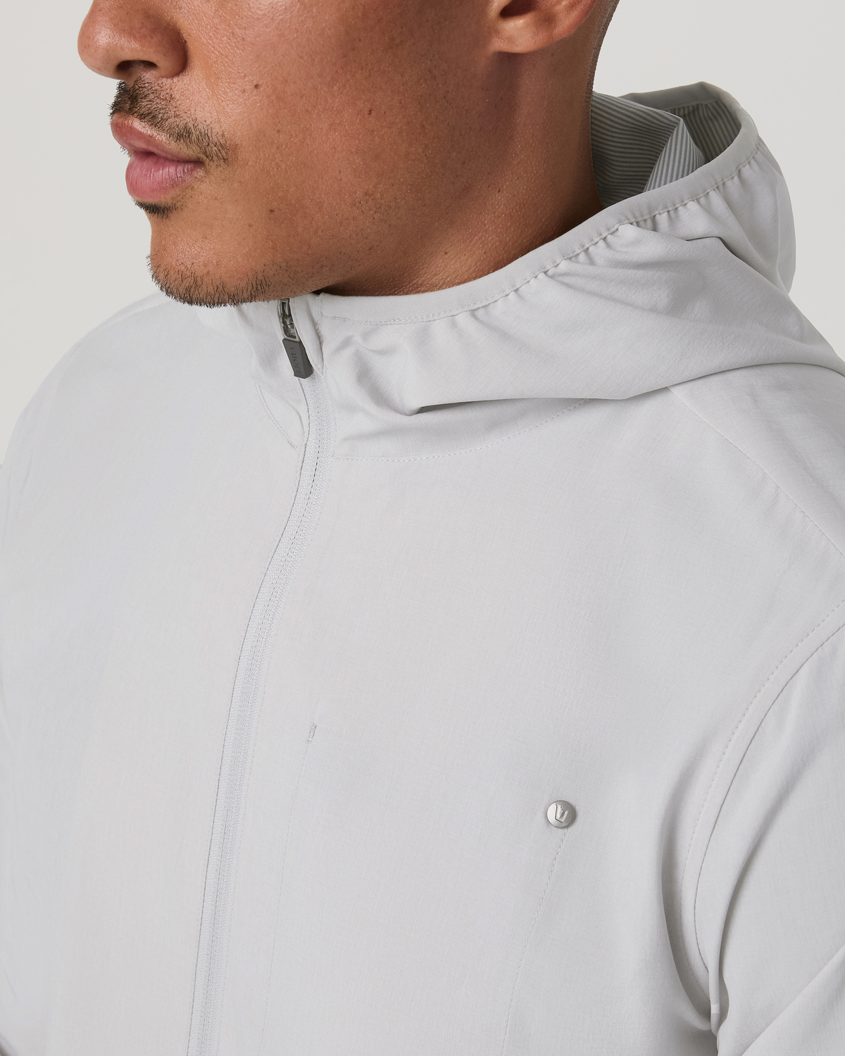 Outdoor Trainer Shell Men's Full-Zip Grey Mist Jacket - Vuori