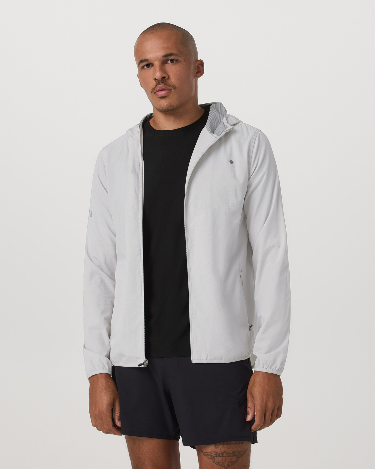 Outdoor Trainer Shell Men's Full-Zip Grey Mist Jacket - Vuori
