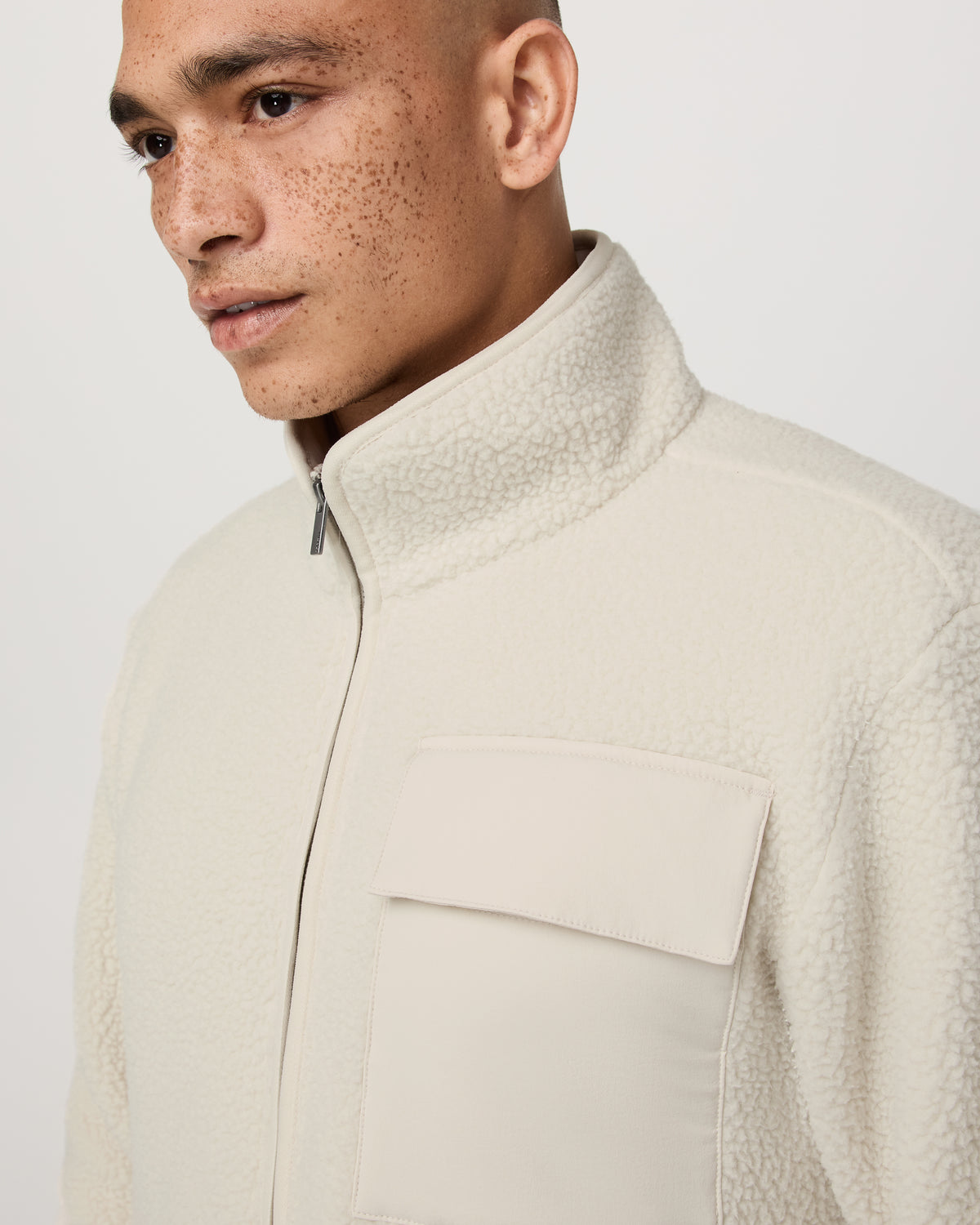 Alpine Fleece Full Zip Men's Bone Mock Neck Jacket - Vuori