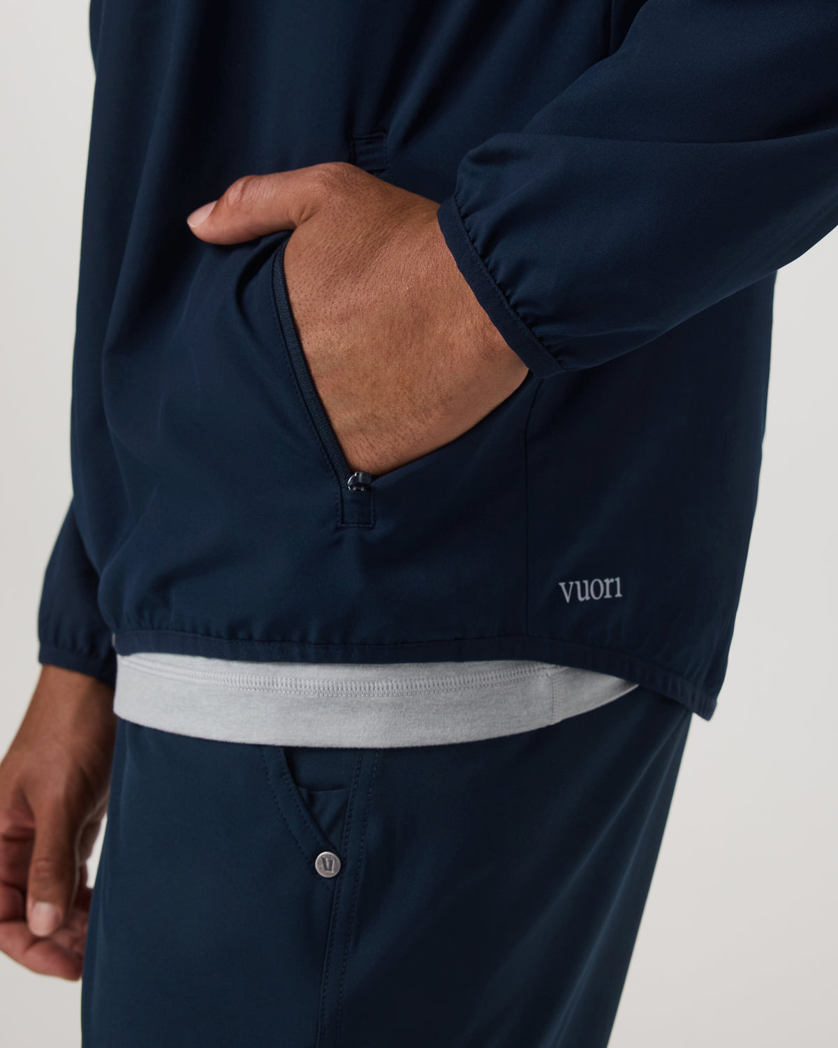Outdoor Trainer Shell Men's Lightweight Full-Zip Ink Jacket - Vuori