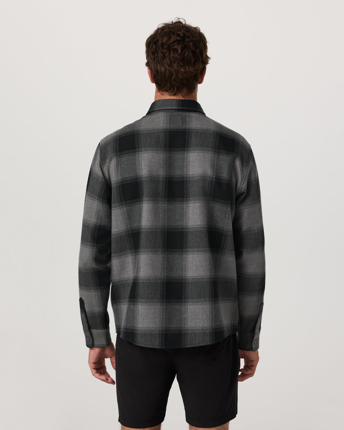 Range Shirt Jacket 2.0 Men's Dark Pewter Plaid Jacket - Vuori