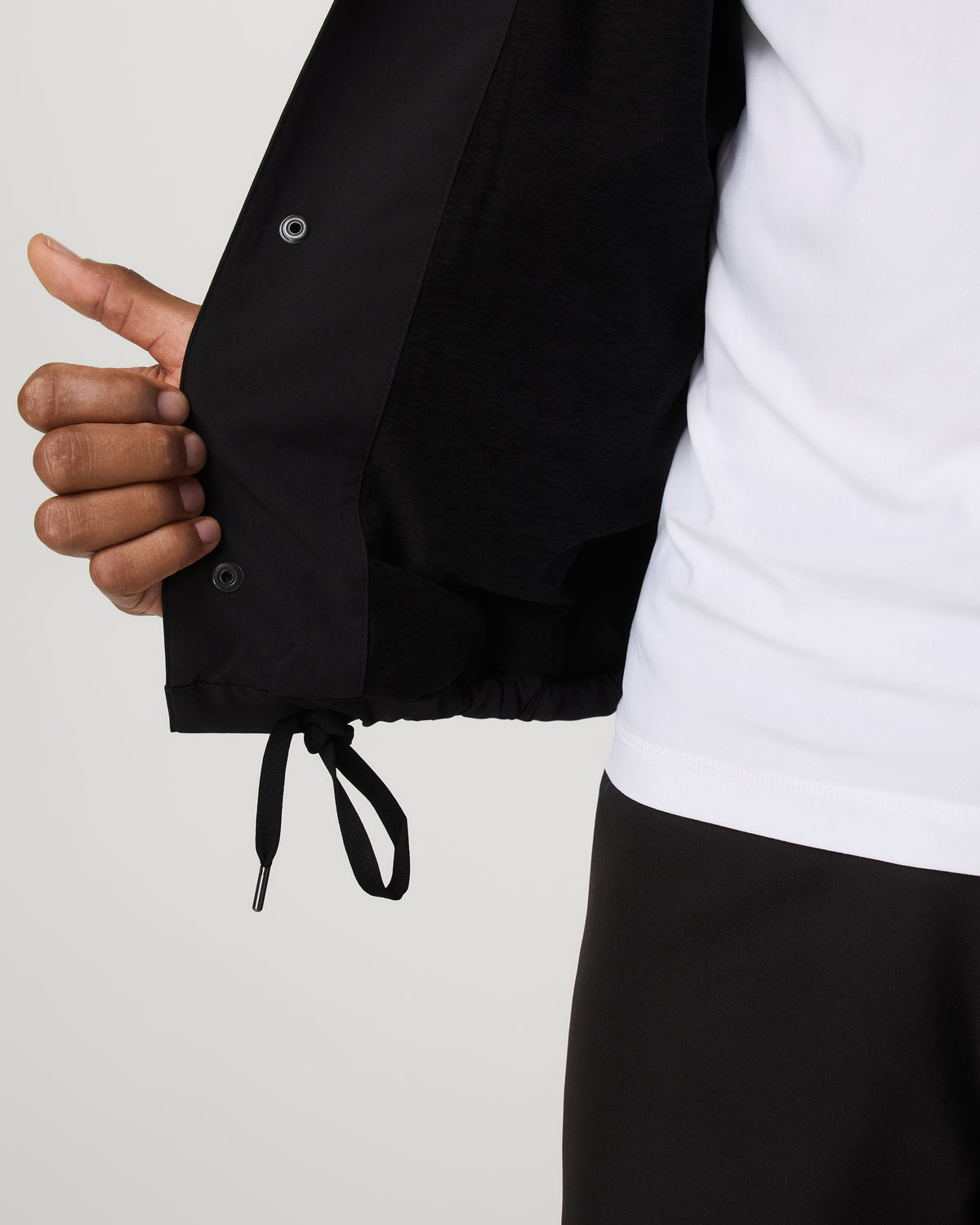 V1 Coach Jacket Men's Black Vintage Style Jacket - Vuori