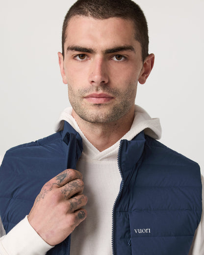 Steadfast Insulated Vest Men's Blue Coast Vest - Vuori