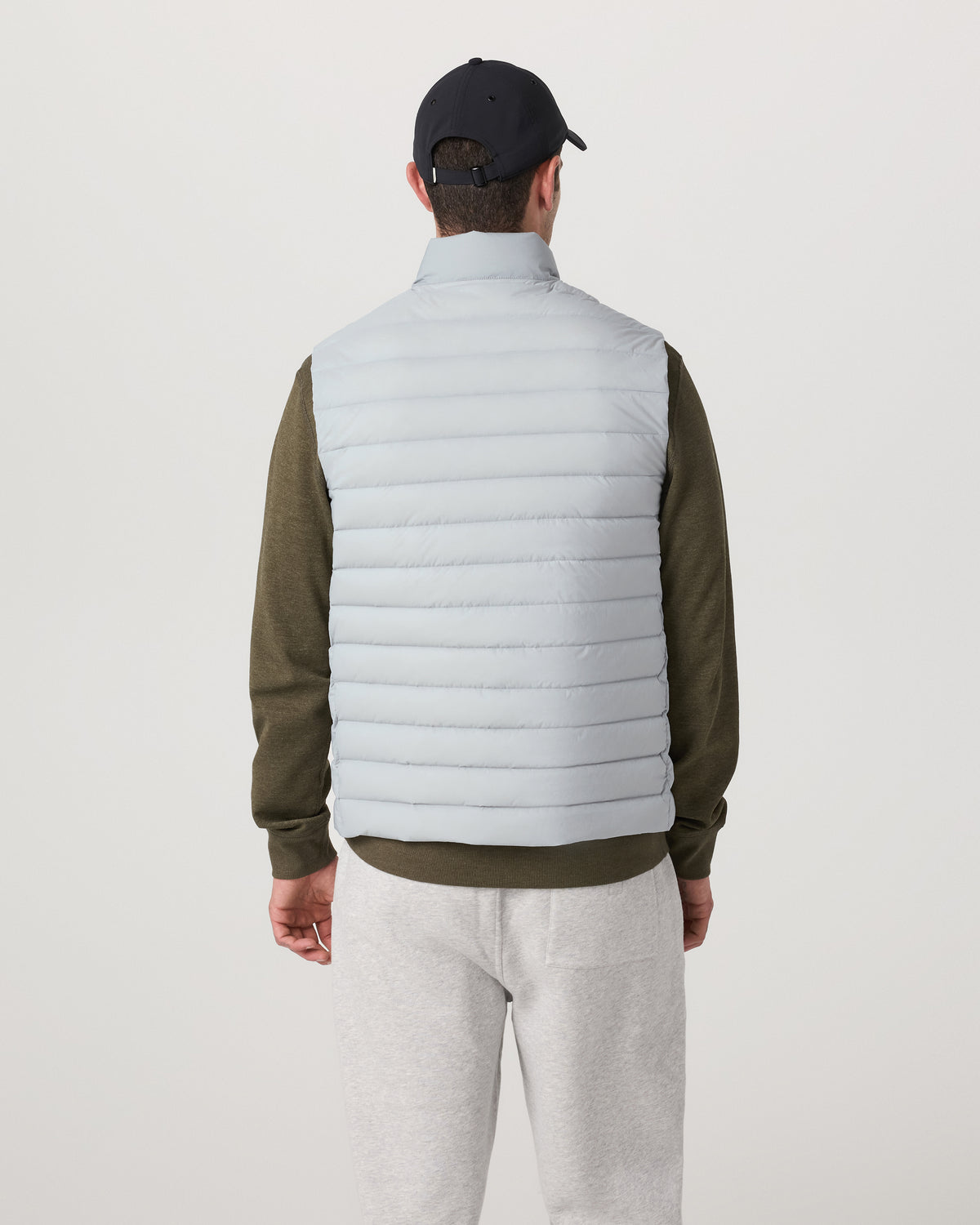 Steadfast Insulated Vest Men's Sea Fog Vest - Vuori