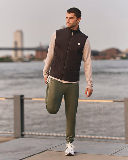 Echo Insulated Vest 2.0 Men's Black Vest - Vuori