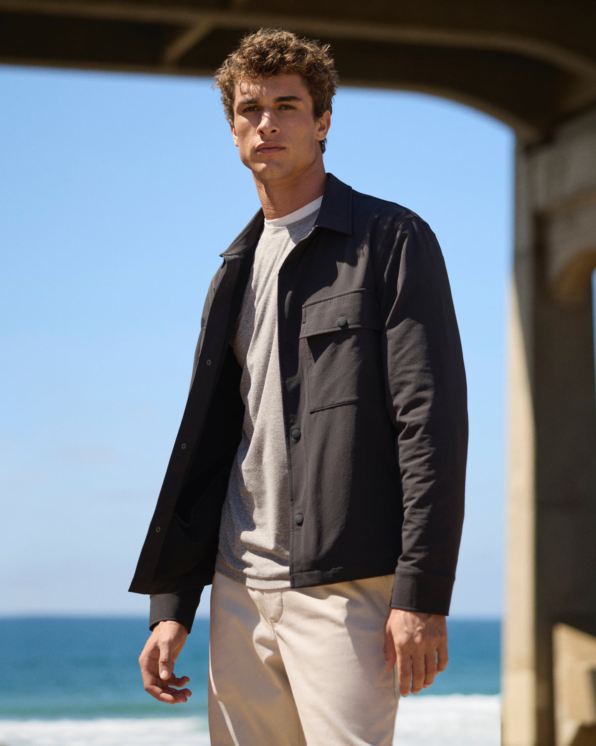 Lawson Tech Shirt Jacket Black - Vuori