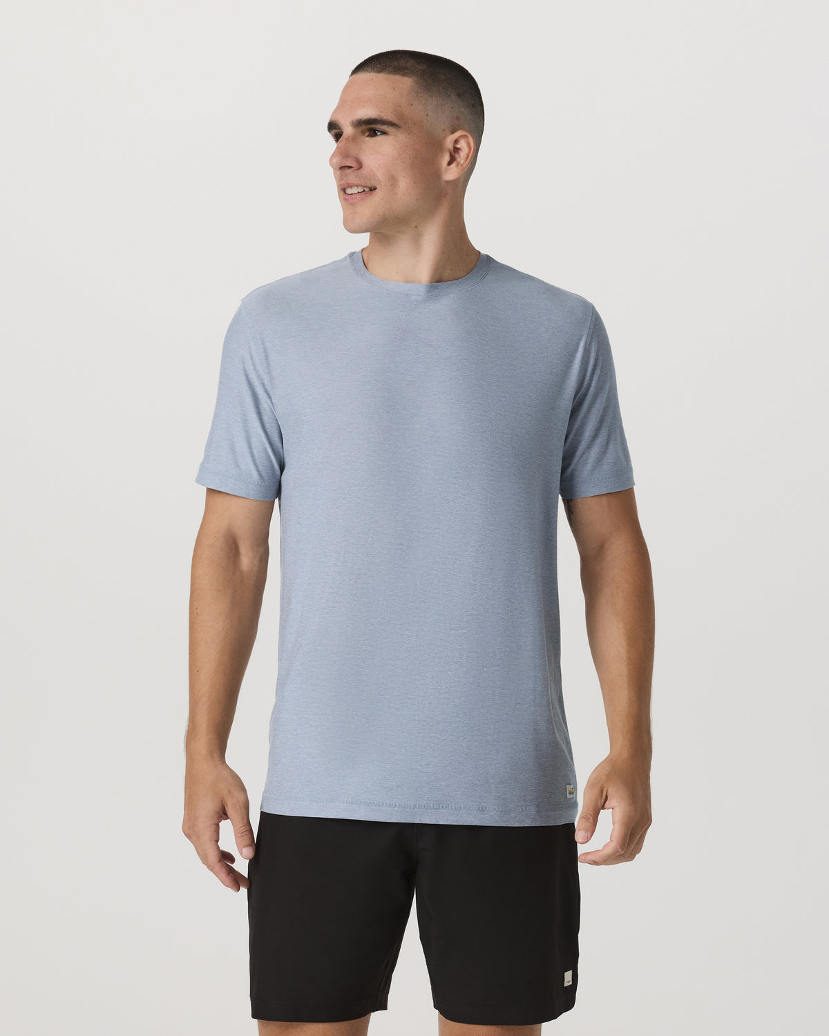 Strato Tech Tee Men's Blue Dusk Heather T-Shirt - Vuori
