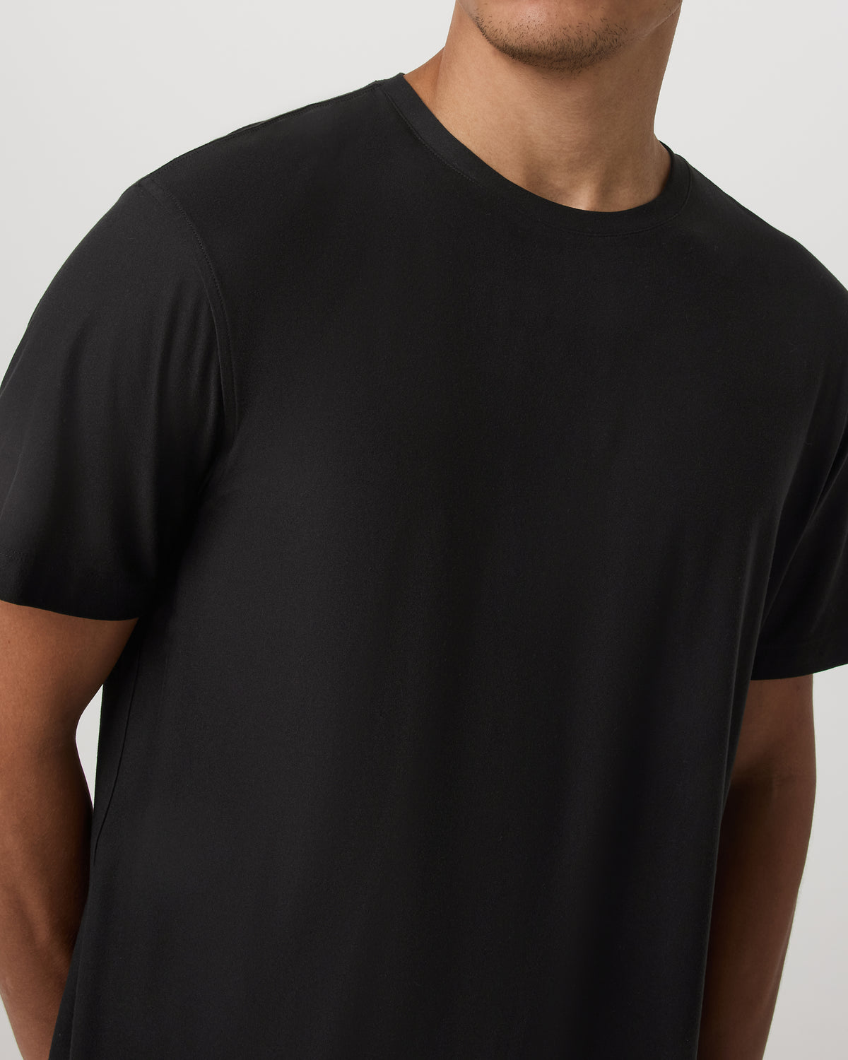Short Sleeve Strato Tee - Relaxed Fit Men's Black Shirt - Vuori