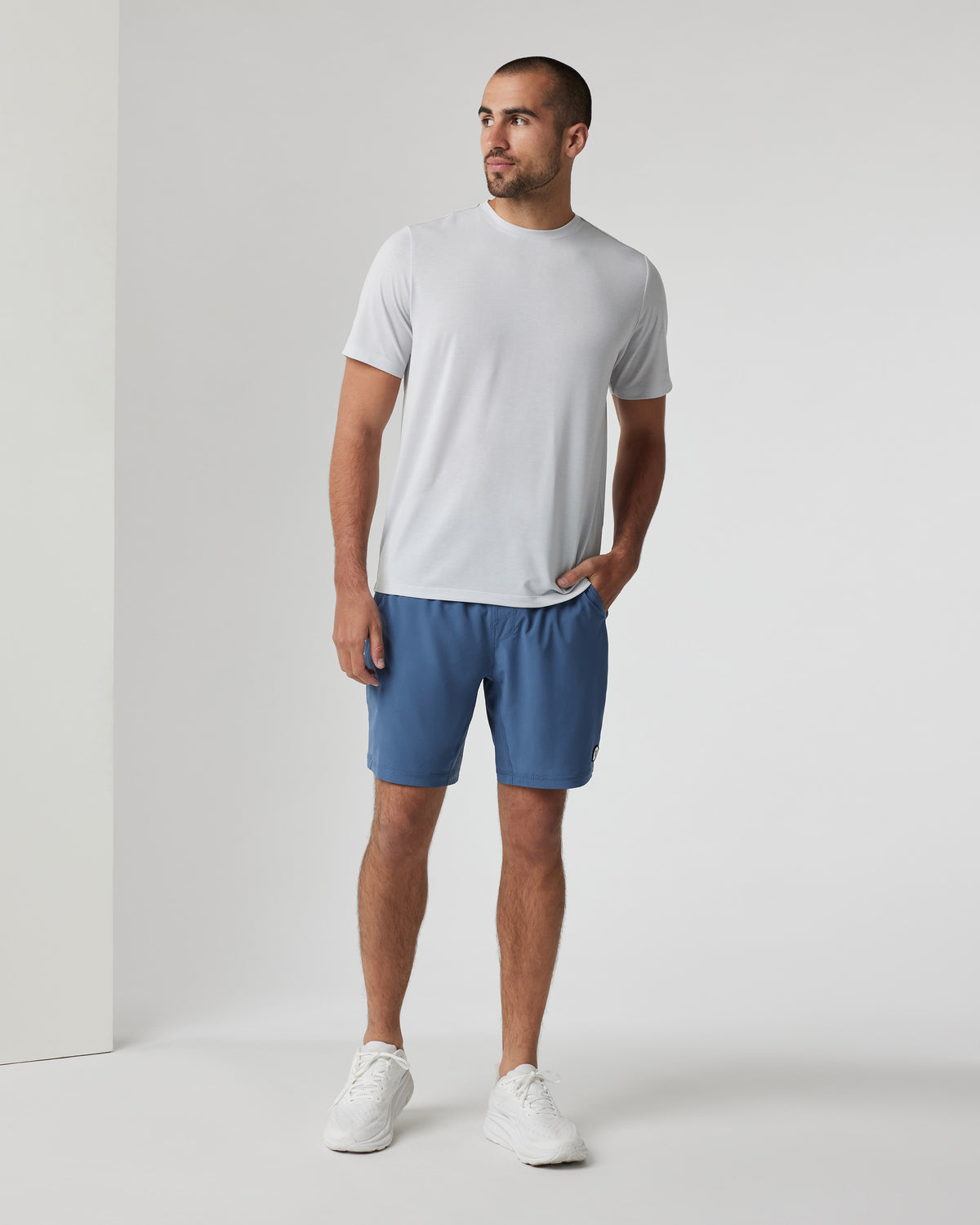 Current Tech Tee Men's Frost Grey Lightweight Shirt - Vuori