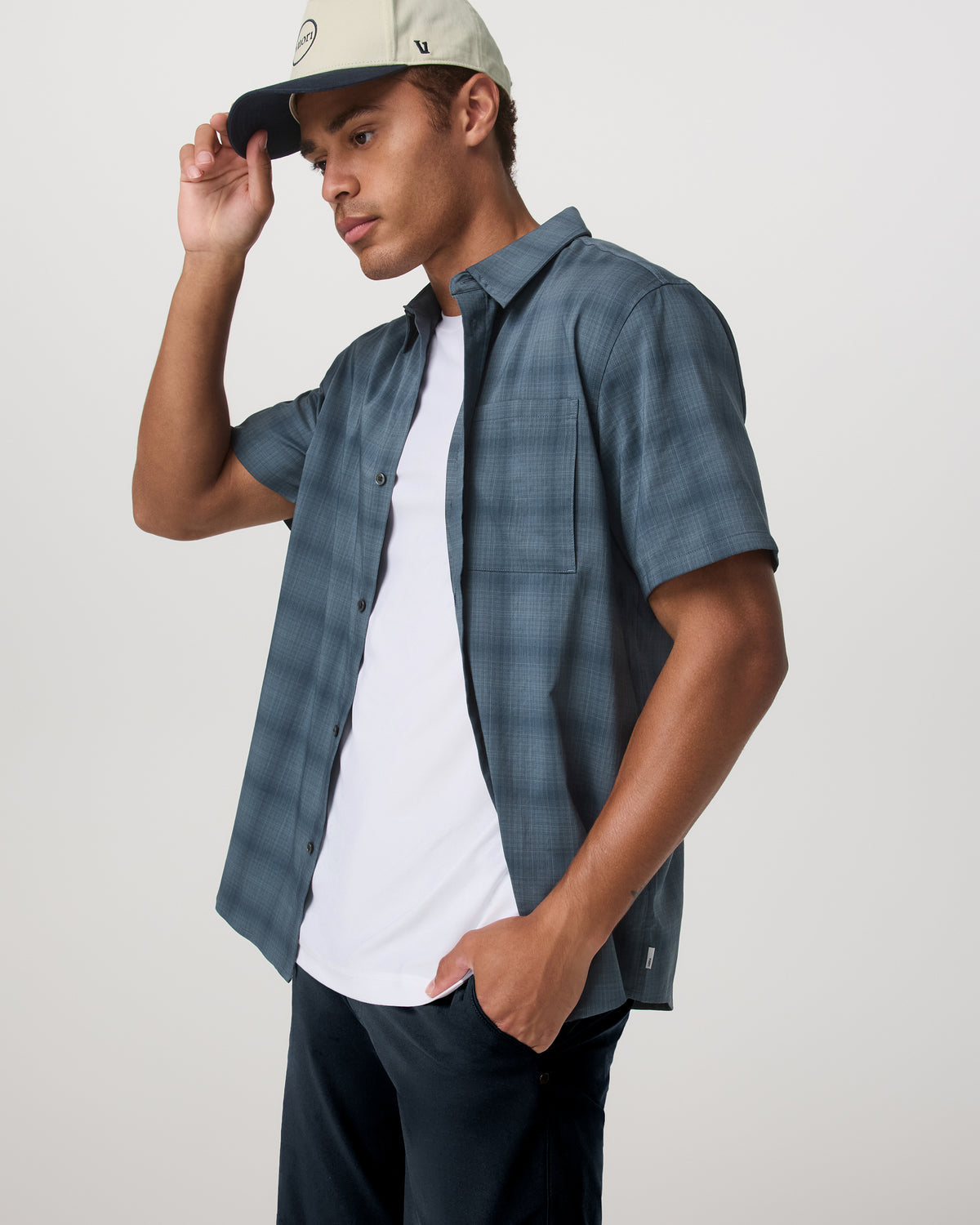 Short Sleeve Plaid Button Down Shirt Men's Abyss Shirt - Vuori