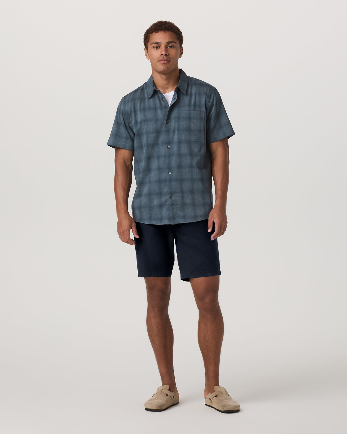 Short Sleeve Plaid Button Down Shirt Men's Abyss Shirt - Vuori