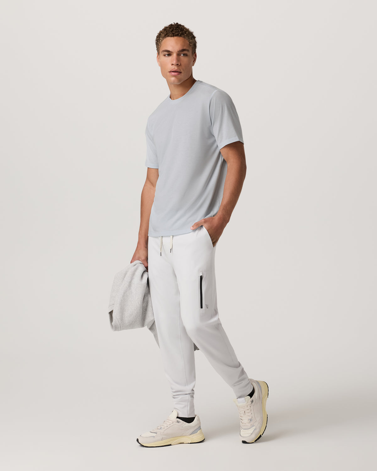 Current Tech Tee Men's Performance Shirt in Light Mist - Vuori