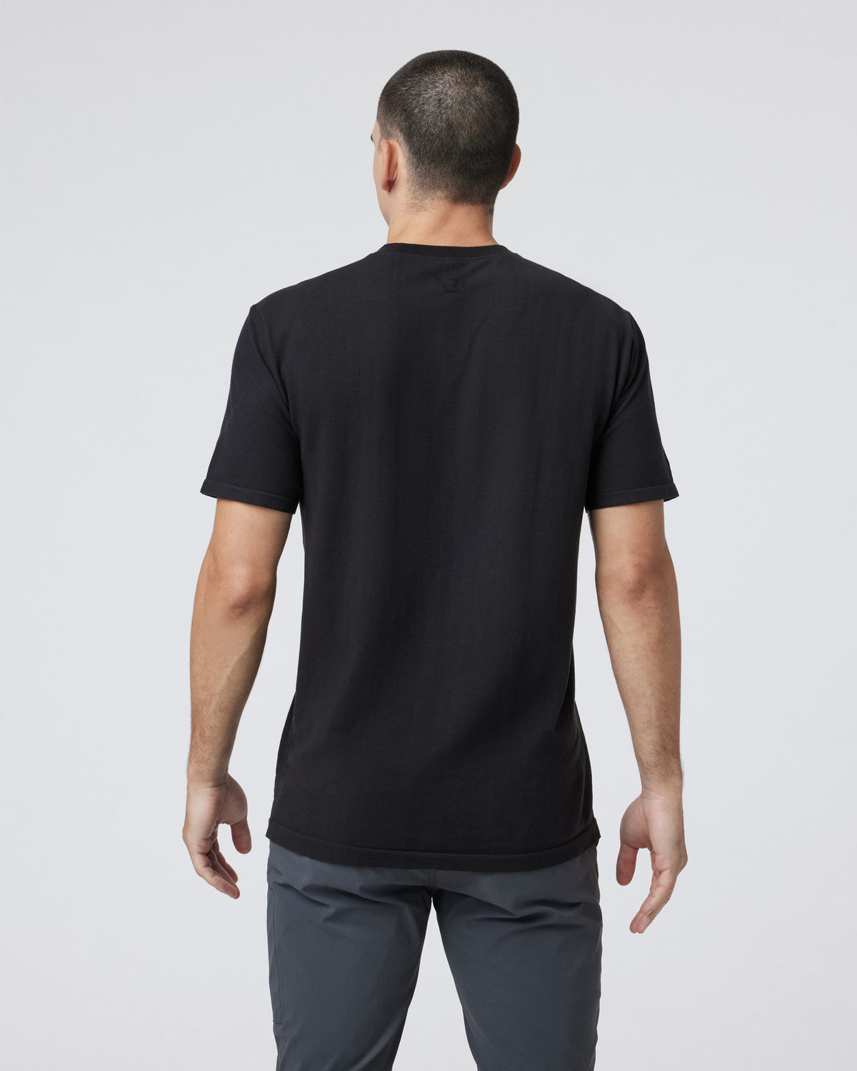 Weston Seamless Tee Men's Black Short Sleeve Tee - Vuori