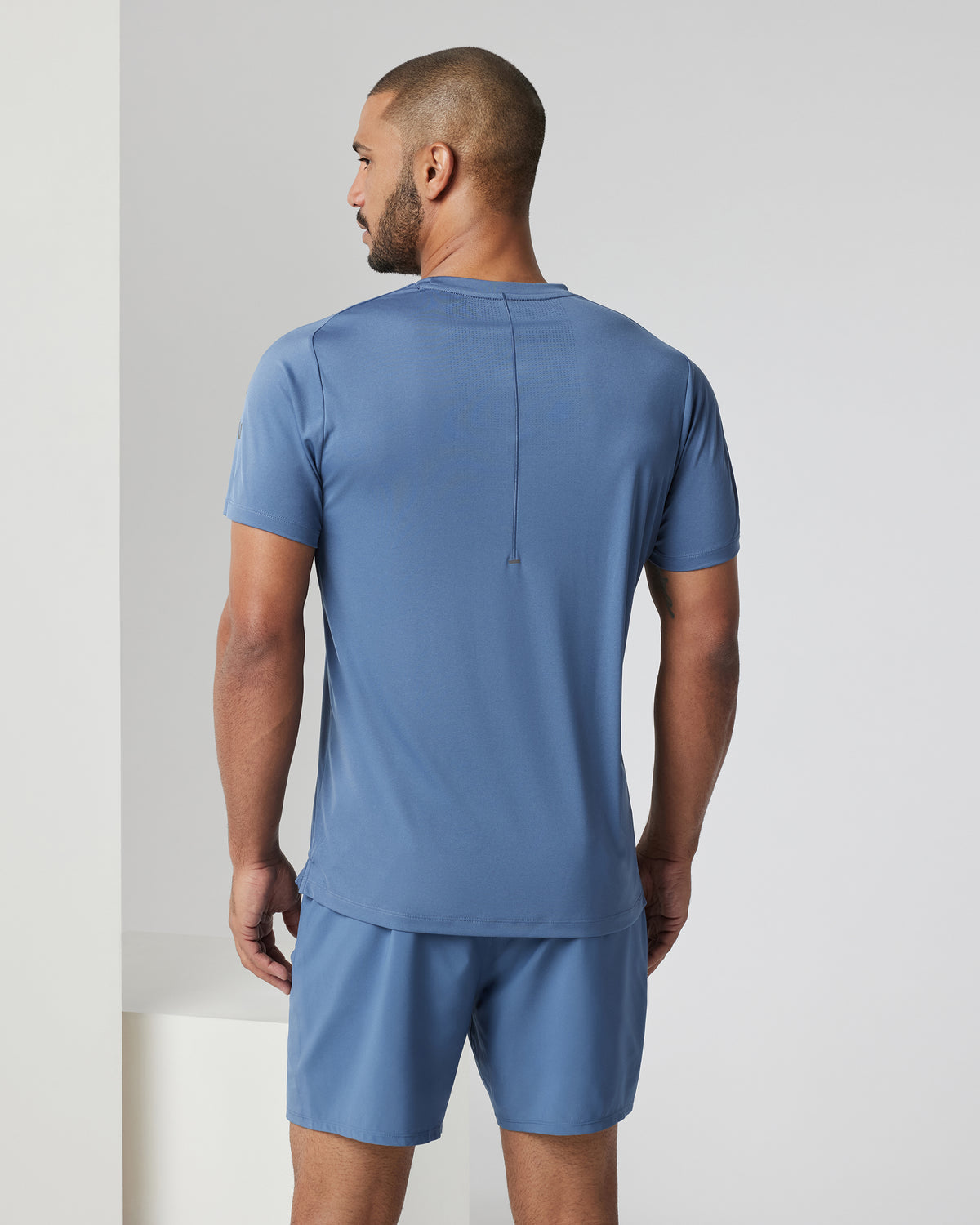 Terra Run Tee Men's Nautilus Running Shirt - Vuori
